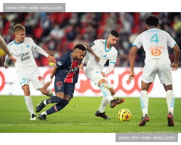 德泽尔比下课后马赛跌入深渊 补时丢球暴露防守体系脆弱性 德泽尔比下课后马赛跌入深渊 补时丢球暴露防守体系脆弱性